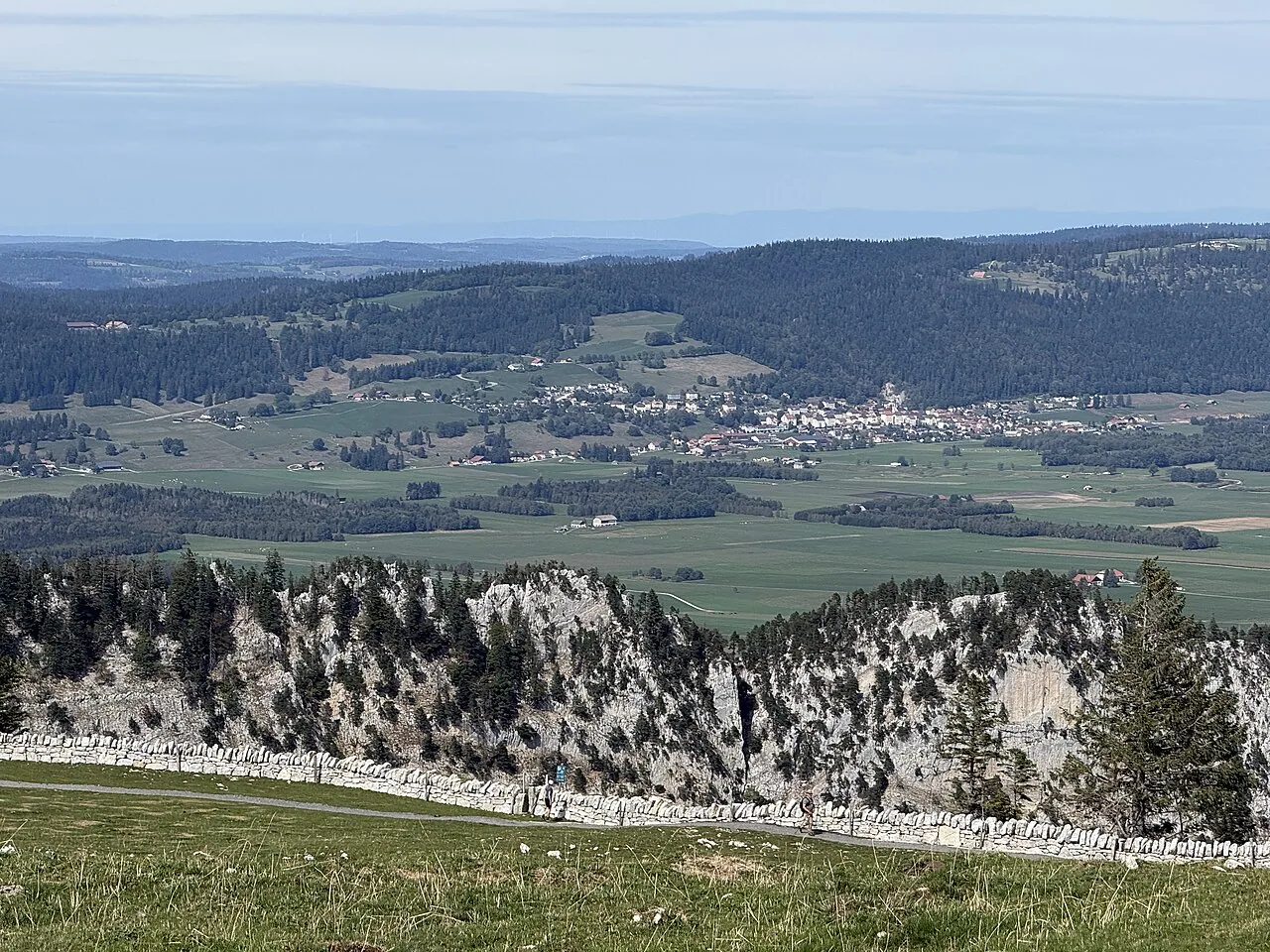 Autre point de vue sur Les Ponts-de-Martel.
